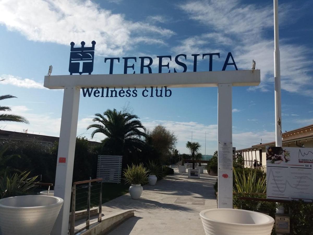 شقة Teresita Wellness Club فياريجيو المظهر الخارجي الصورة